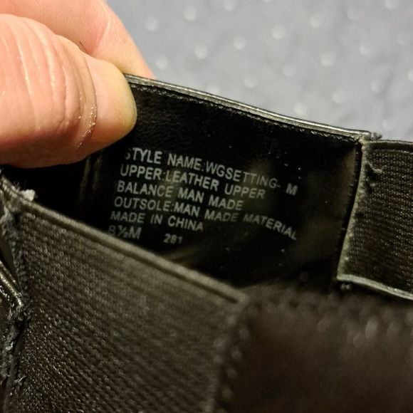 Guess black ankle boot heels size 8.5 - Picture 6 of 6